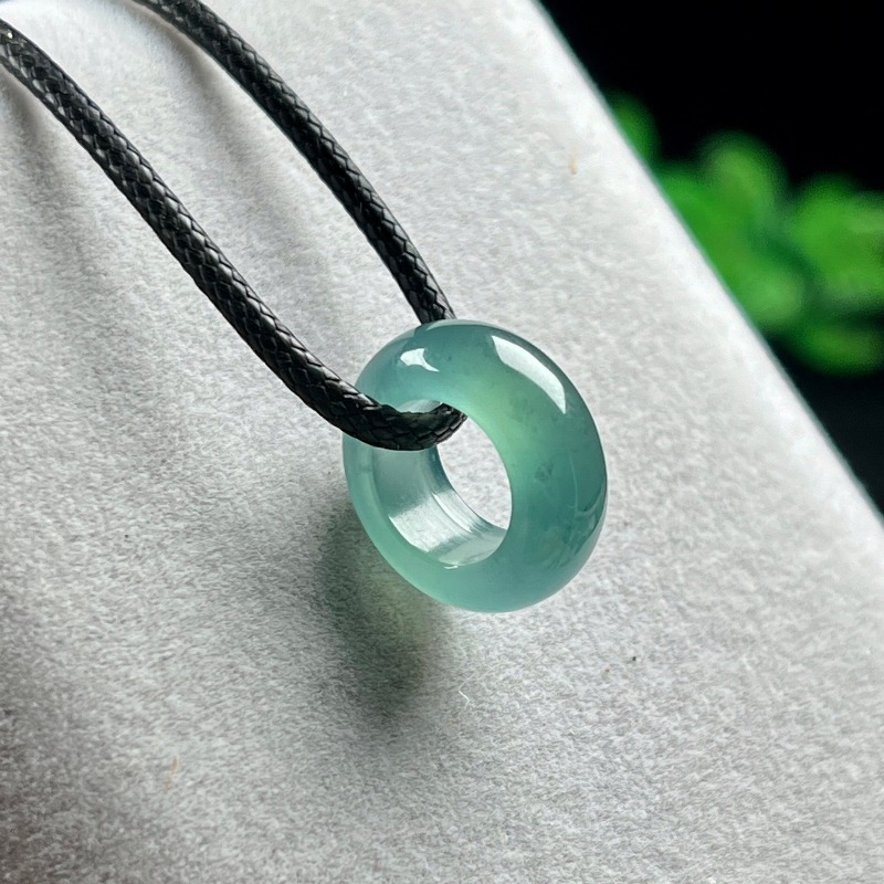 The Jewelry & Watches - Natuurlijke smaragd blauw water gelukskraal ring