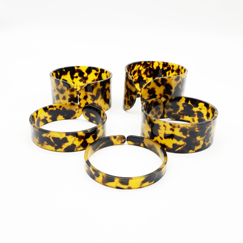 Pacific Jewelry & Watches Los Angeles - Mooie Vrouwen Tortoiseshll Armband Pak Voor