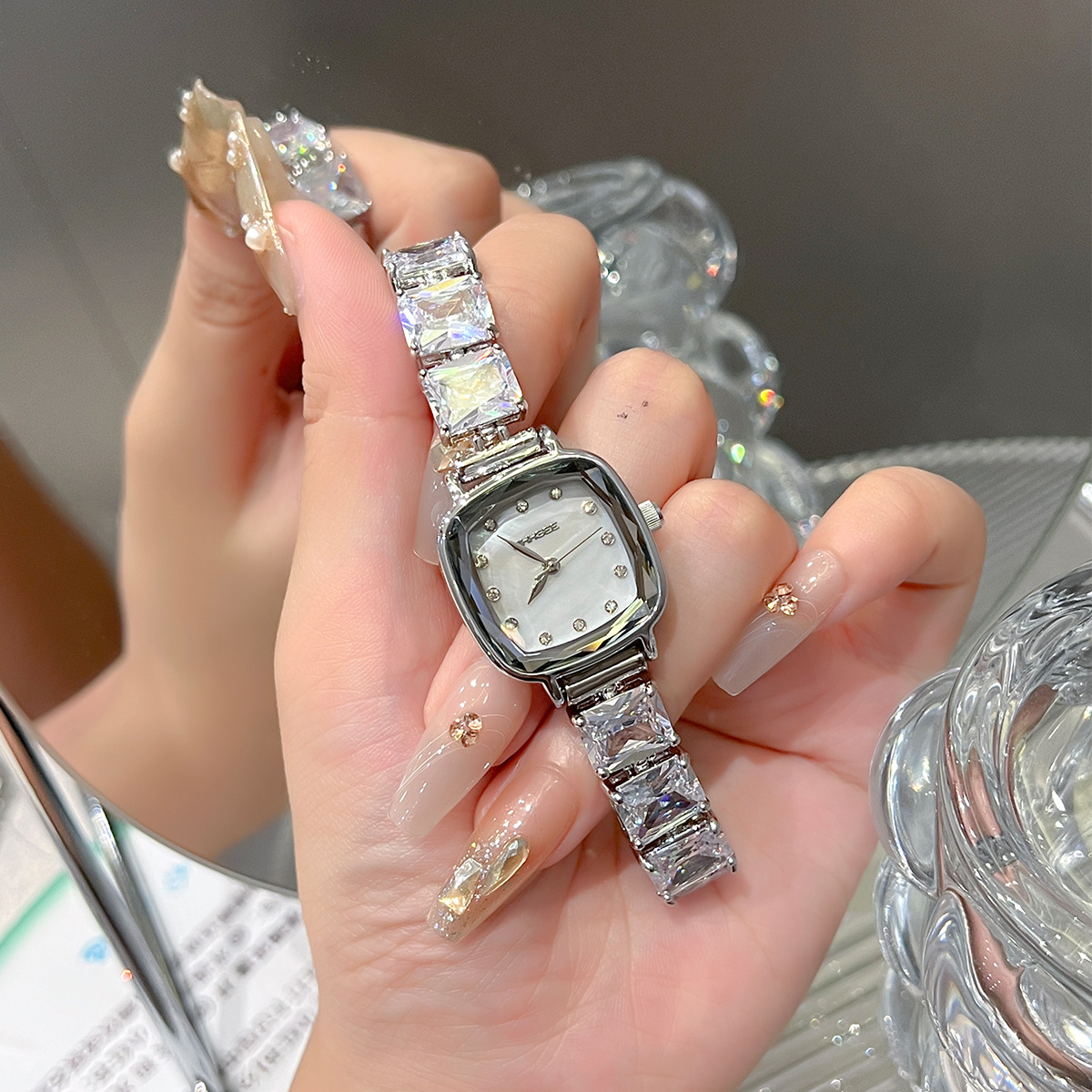 2025 High-end dameshorloge Dia - Jewelry Diamond Watches recensie en prijs