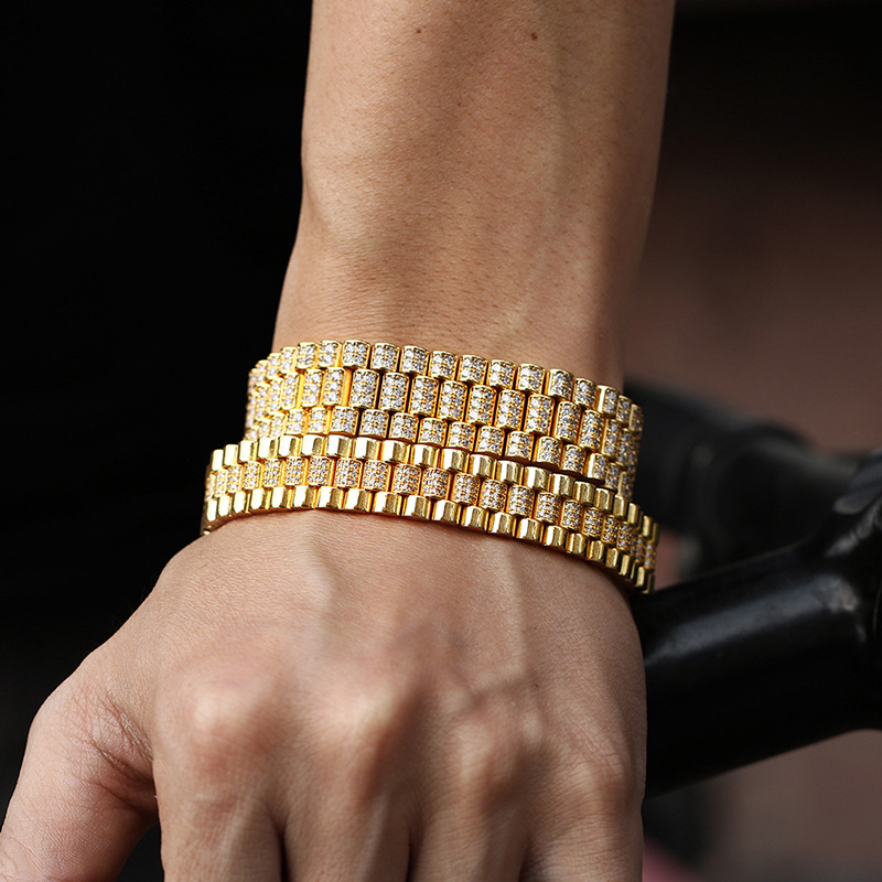 Hiphop Aaa Cz Steen Geplaveid  - Icebox Jewelry Watches recensie en prijs