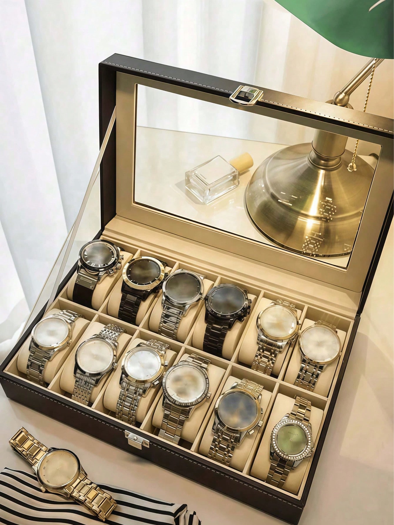 Leren horlogedoos met slot, gr - Mystery Jewelry Jar Watches recensie en prijs