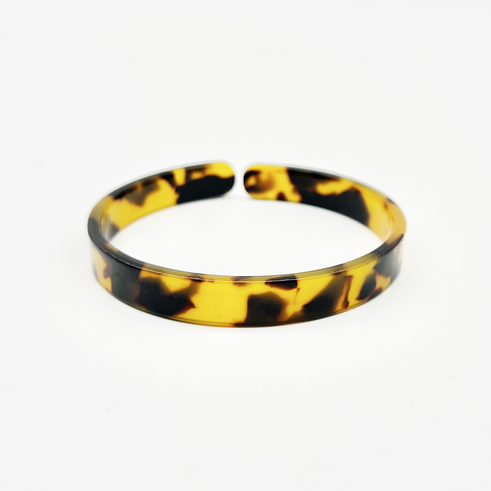 Mooie Vrouwen Tortoiseshll Arm - Pacific Jewelry & Watches Los Angeles recensie en prijs